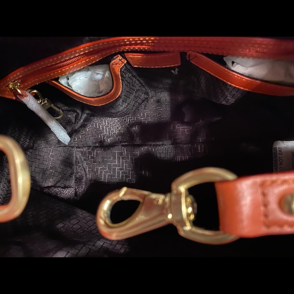 🎉HP✨NEW✨Cole Haan✨NWT!✨Genevieve RARE! Woven Leather Diamond Weave Triangle Bag - Picture 9 of 11